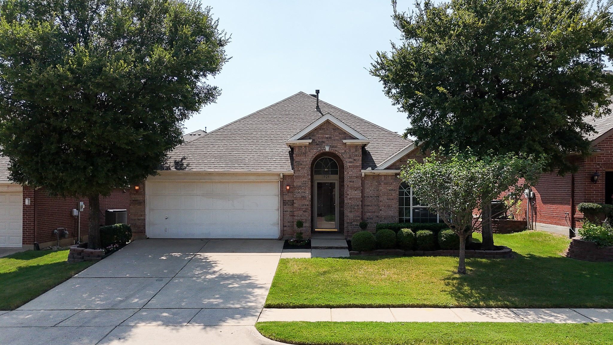 1929 Oak Hollow Drive Bedford TX 76021