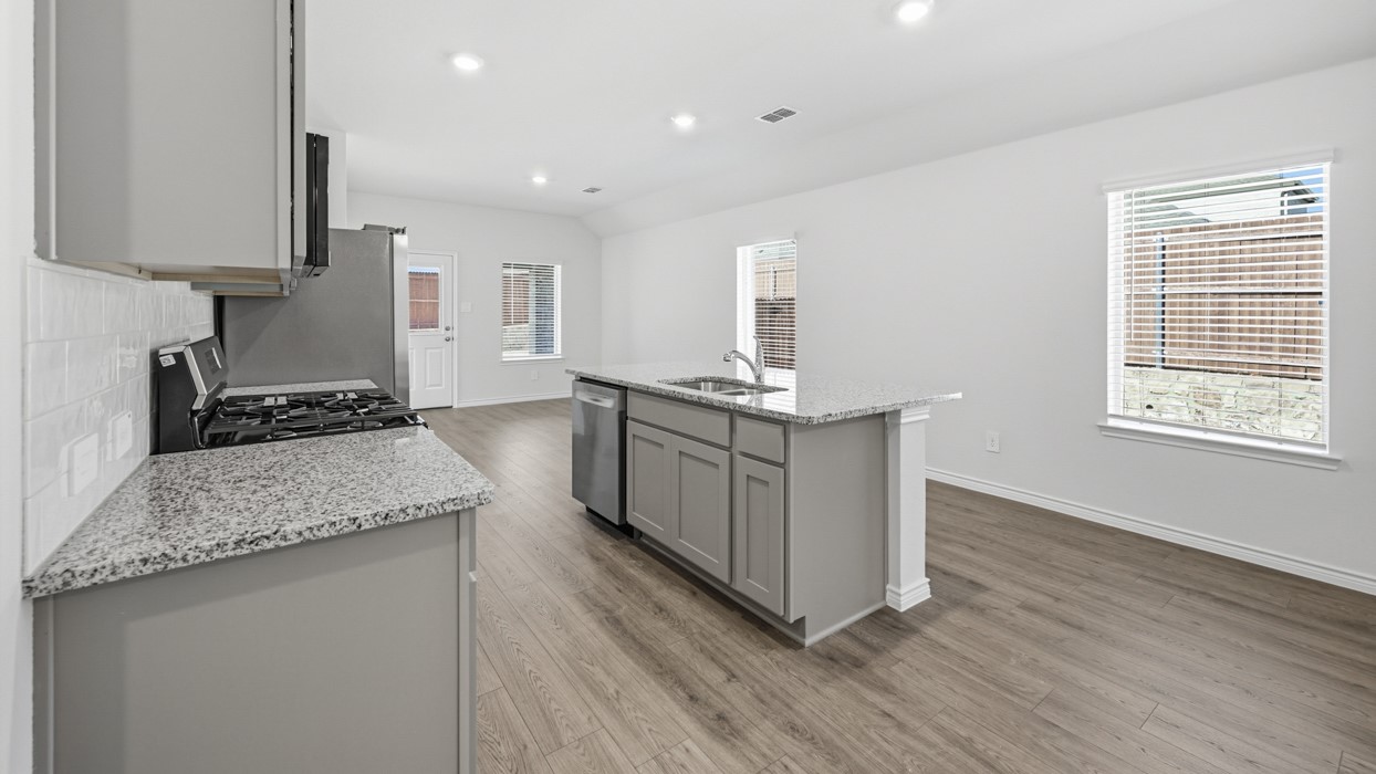 1217 Silent Peak Drive Princeton TX 75407