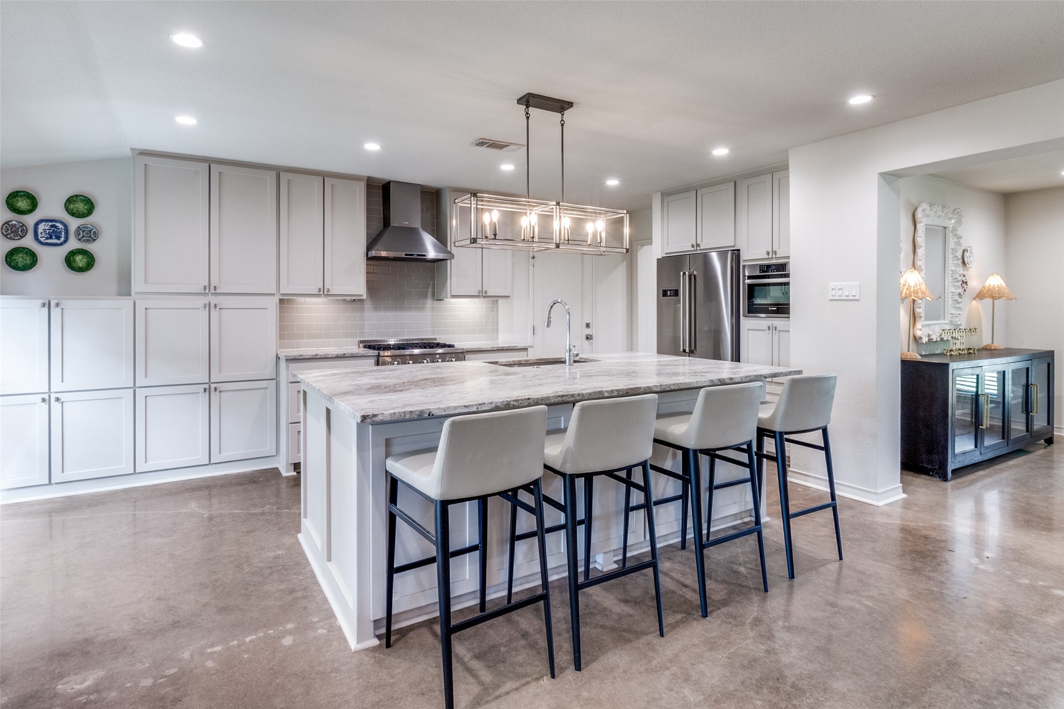 3504 Janlyn Lane Farmers Branch TX 75234