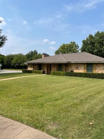 411 Glen Court Desoto TX 75115