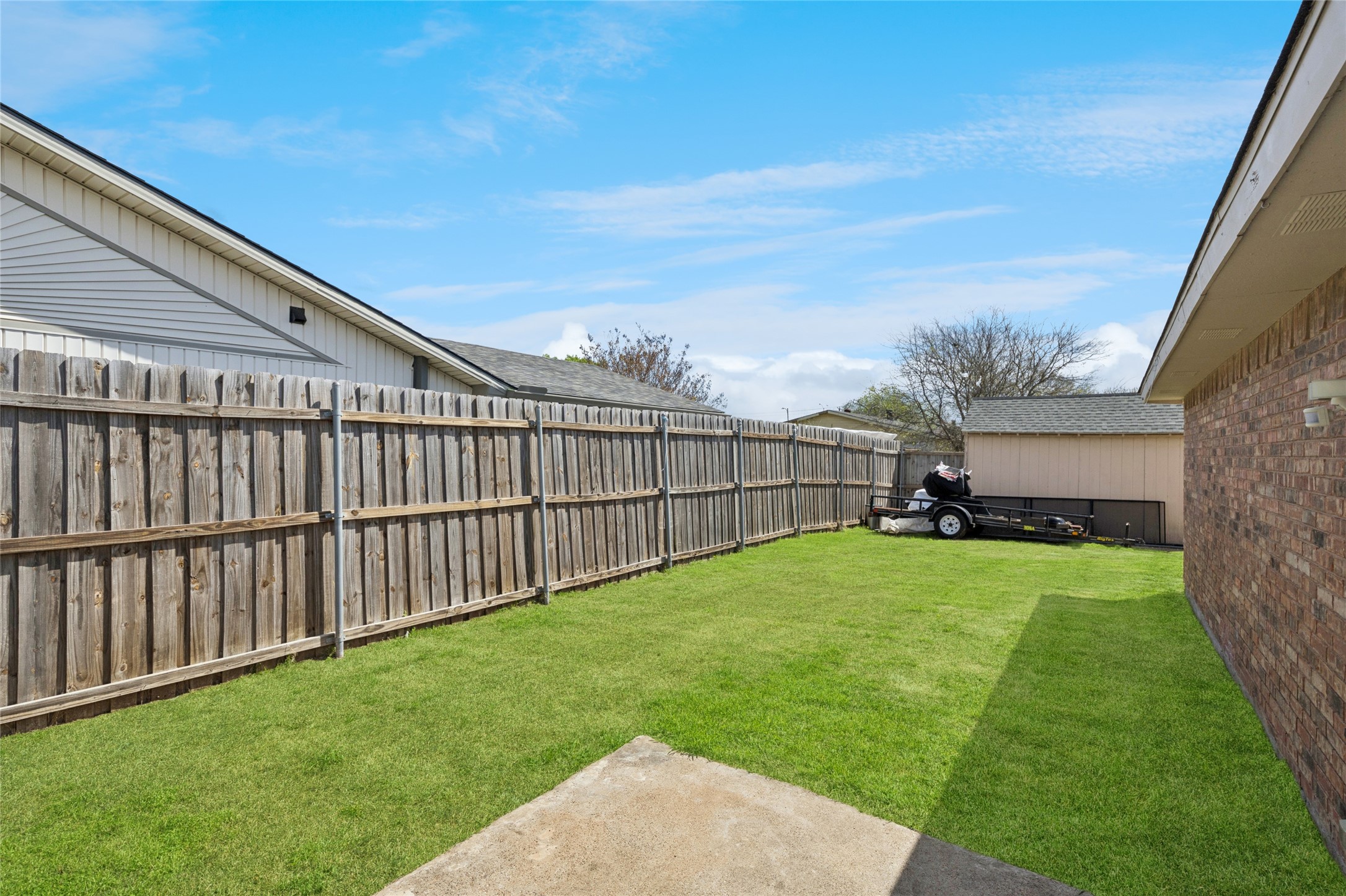 1905 Montana Trail Grand Prairie TX 75052