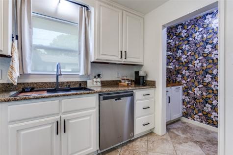 1306 Northlake Drive Richardson TX 75080