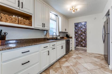1306 Northlake Drive Richardson TX 75080