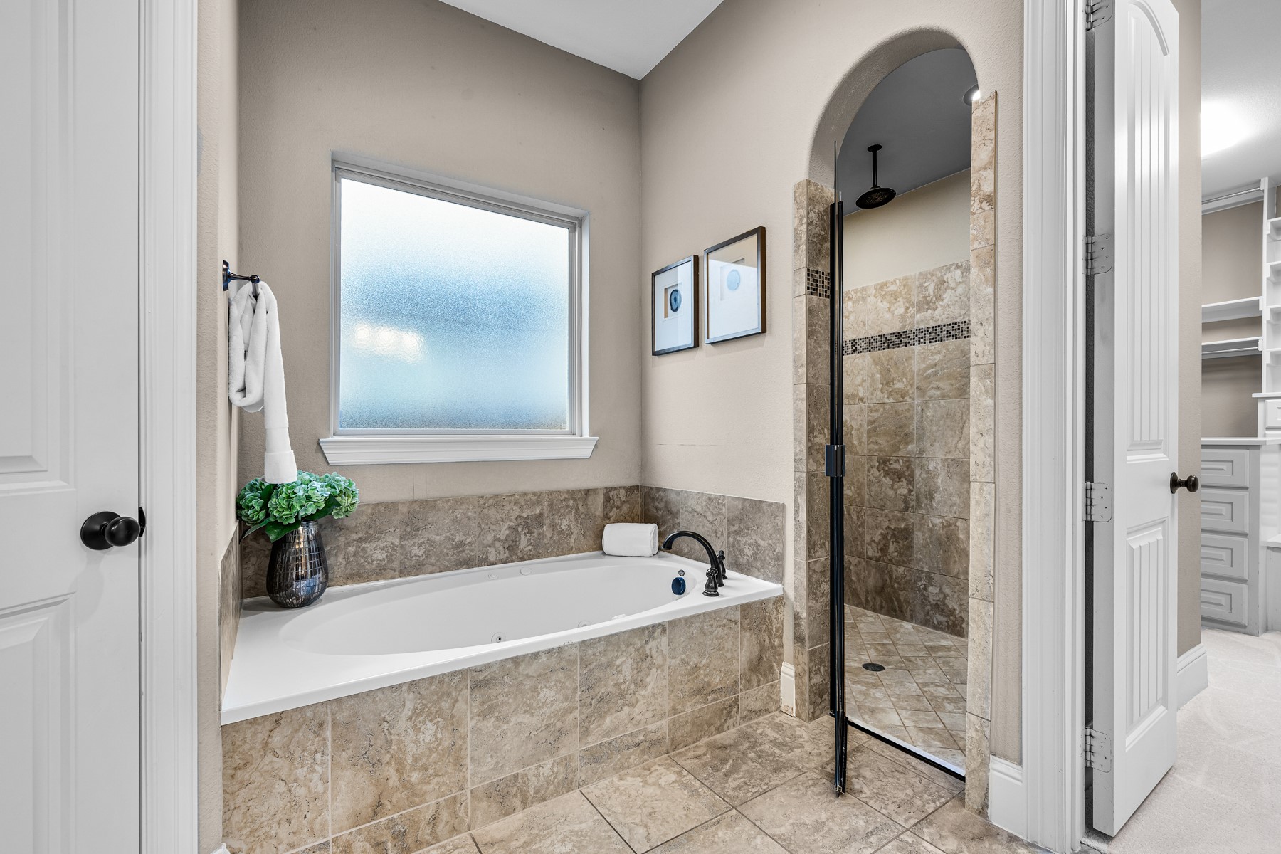 5843 Shoreside Bend Irving TX 75039