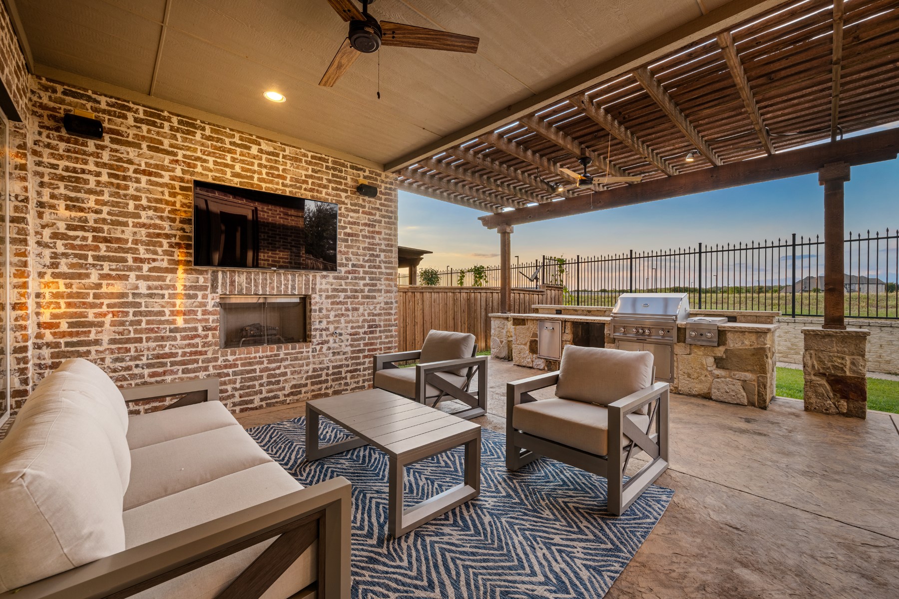 5843 Shoreside Bend Irving TX 75039