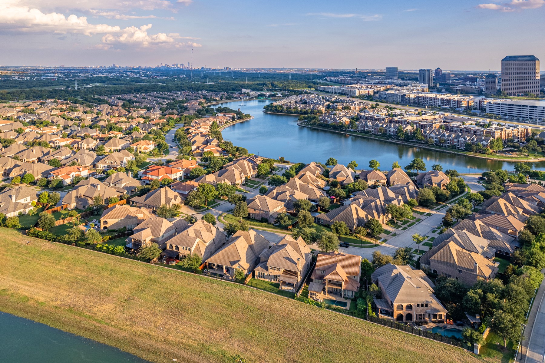 5843 Shoreside Bend Irving TX 75039