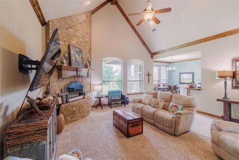 123 Vista Drive Decatur TX 76234
