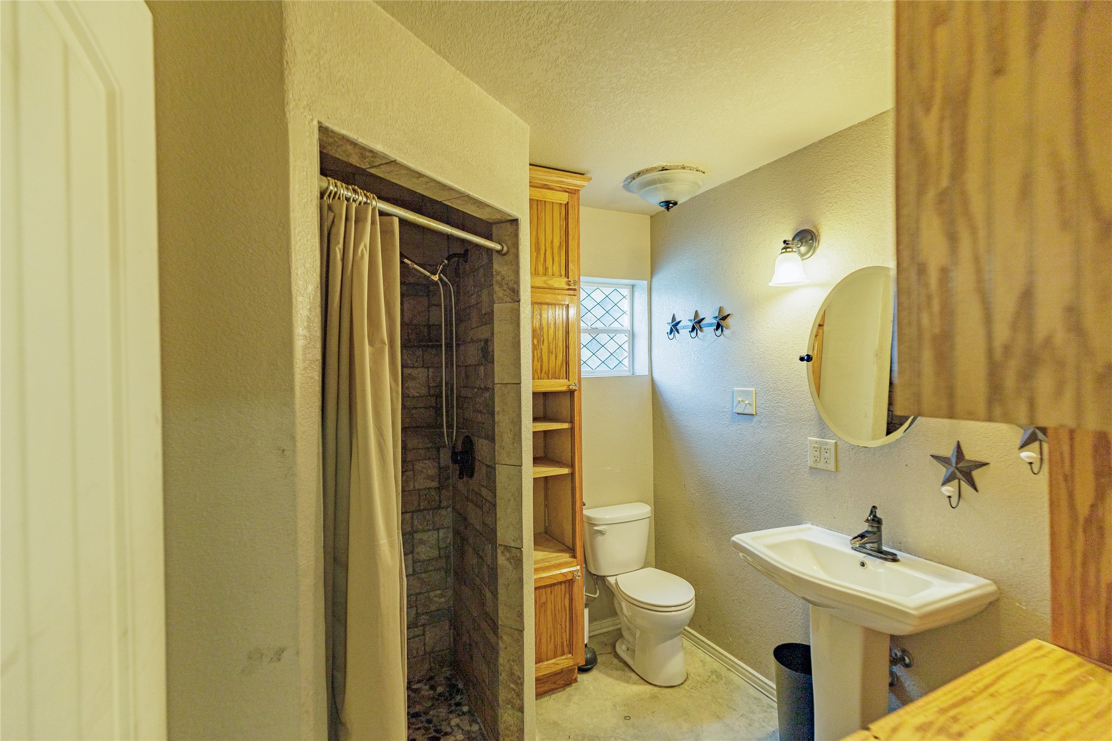 123 Vista Drive Decatur TX 76234