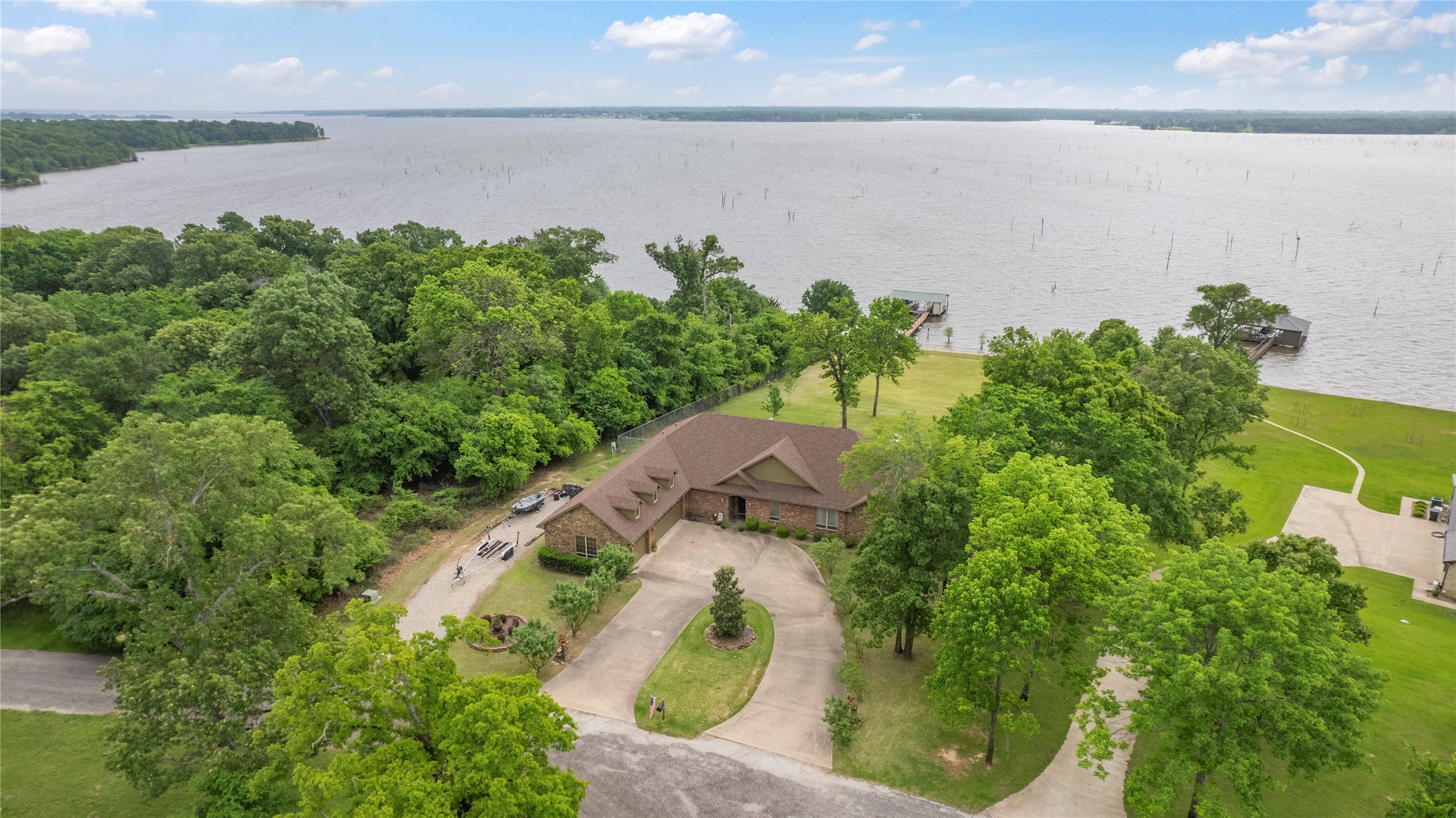 1255 Rs County Road 3400 Emory TX 75440
