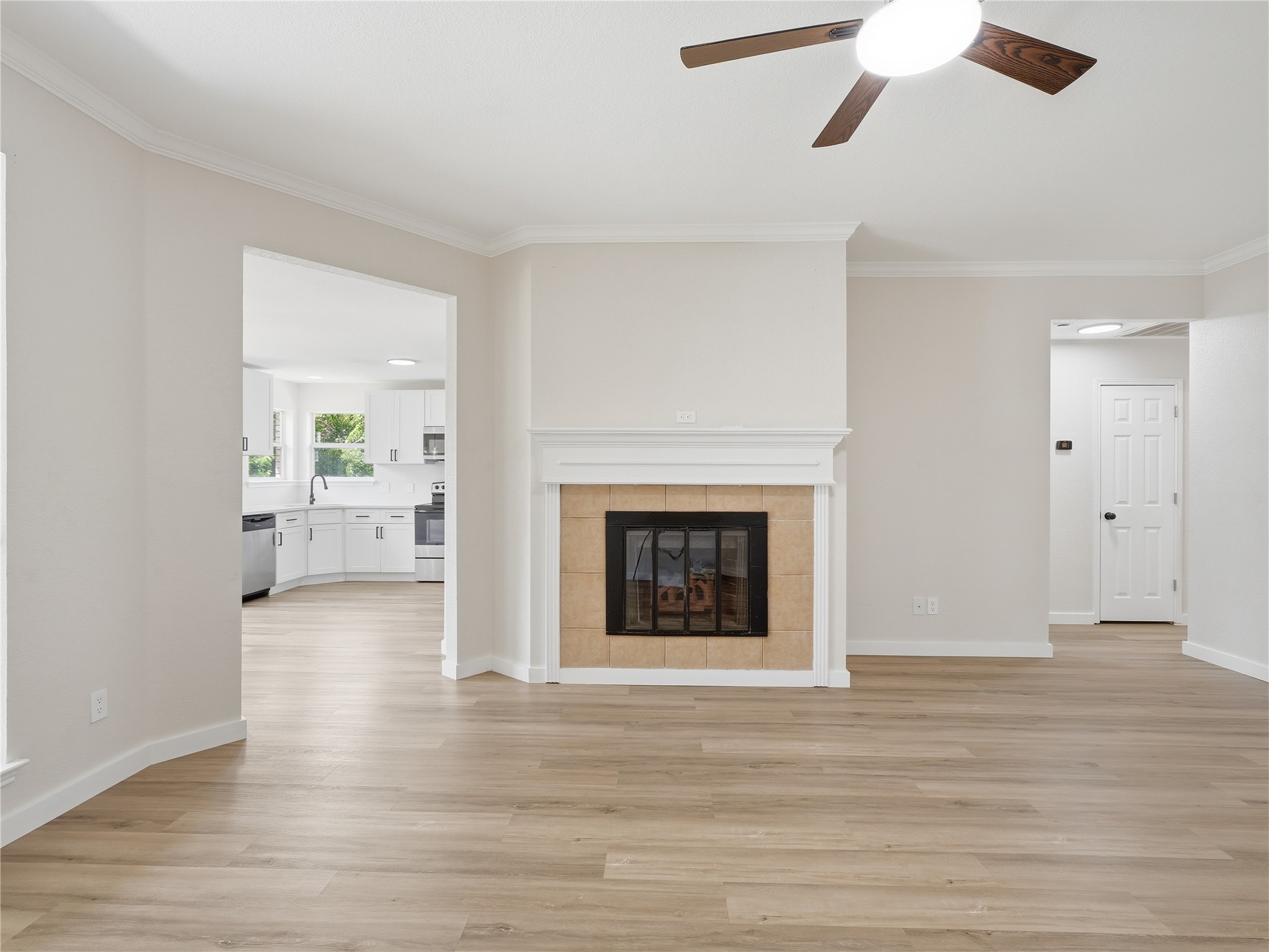 104 Adams Drive Crowley TX 76036
