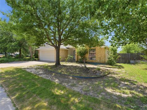 104 Adams Drive Crowley TX 76036