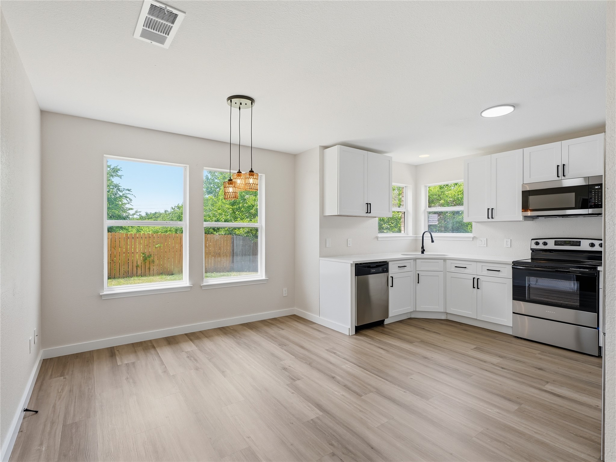 104 Adams Drive Crowley TX 76036