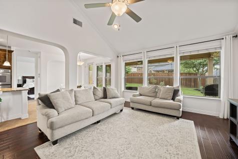 617 Wellington Drive Roanoke TX 76262