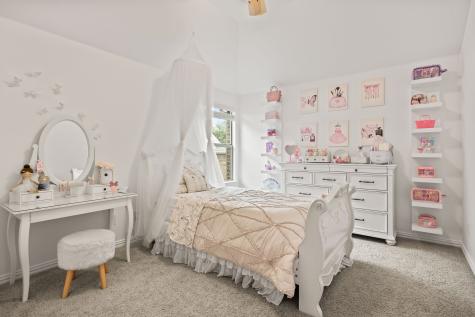 617 Wellington Drive Roanoke TX 76262