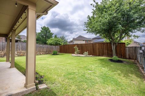 617 Wellington Drive Roanoke TX 76262