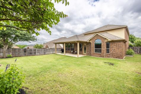 617 Wellington Drive Roanoke TX 76262