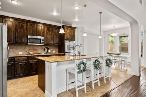 617 Wellington Drive Roanoke TX 76262