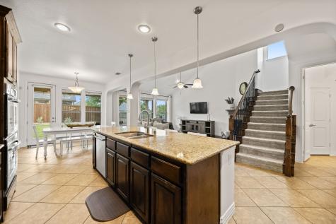 617 Wellington Drive Roanoke TX 76262
