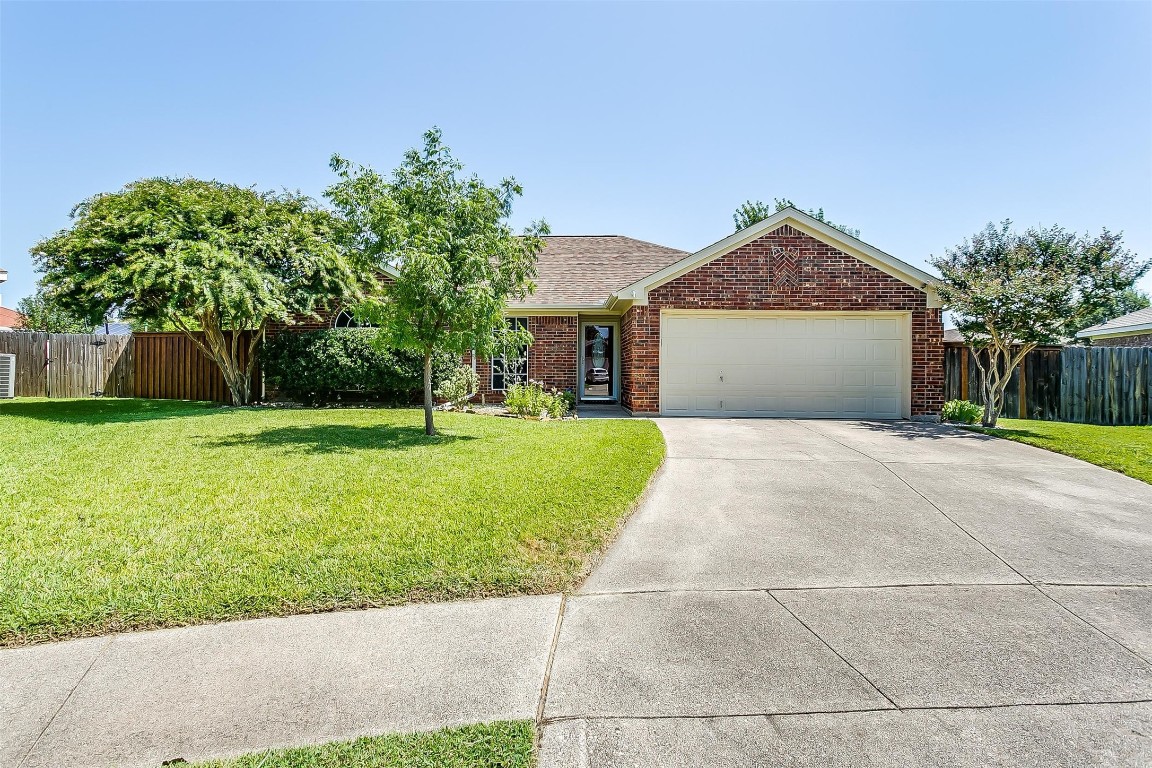 536 Brandy Court Saginaw TX 76179
