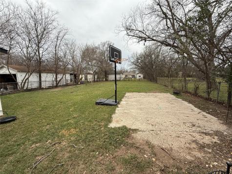 124 Cedar Street Waco TX 76705