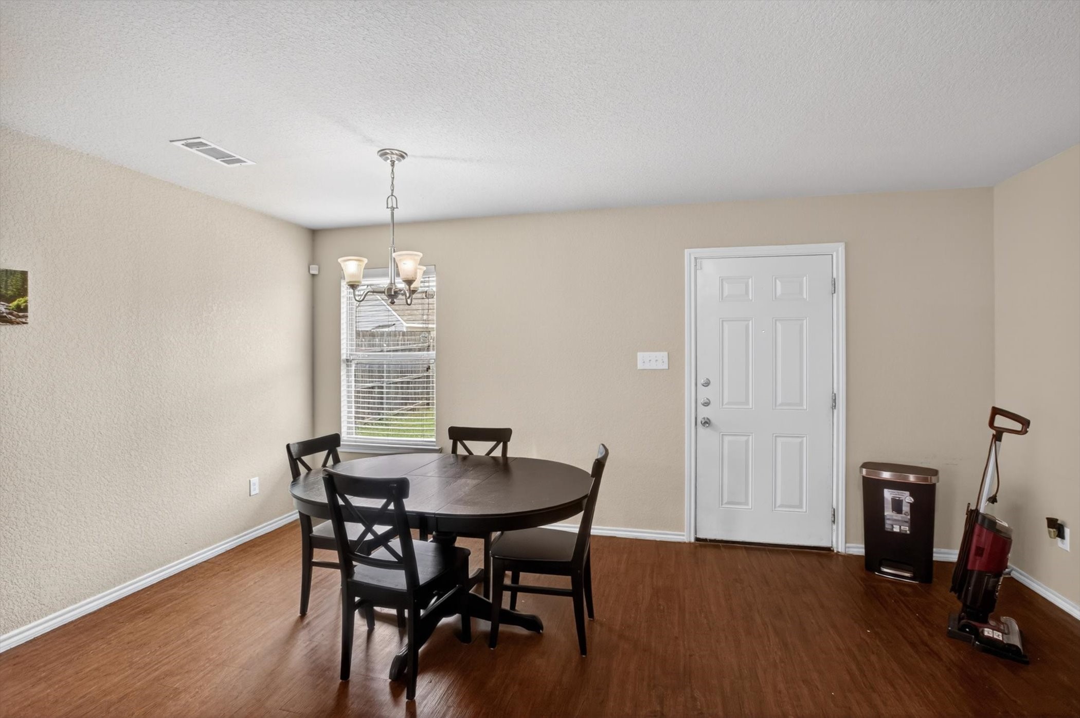 1609 Village Park Trail Burleson TX 76028