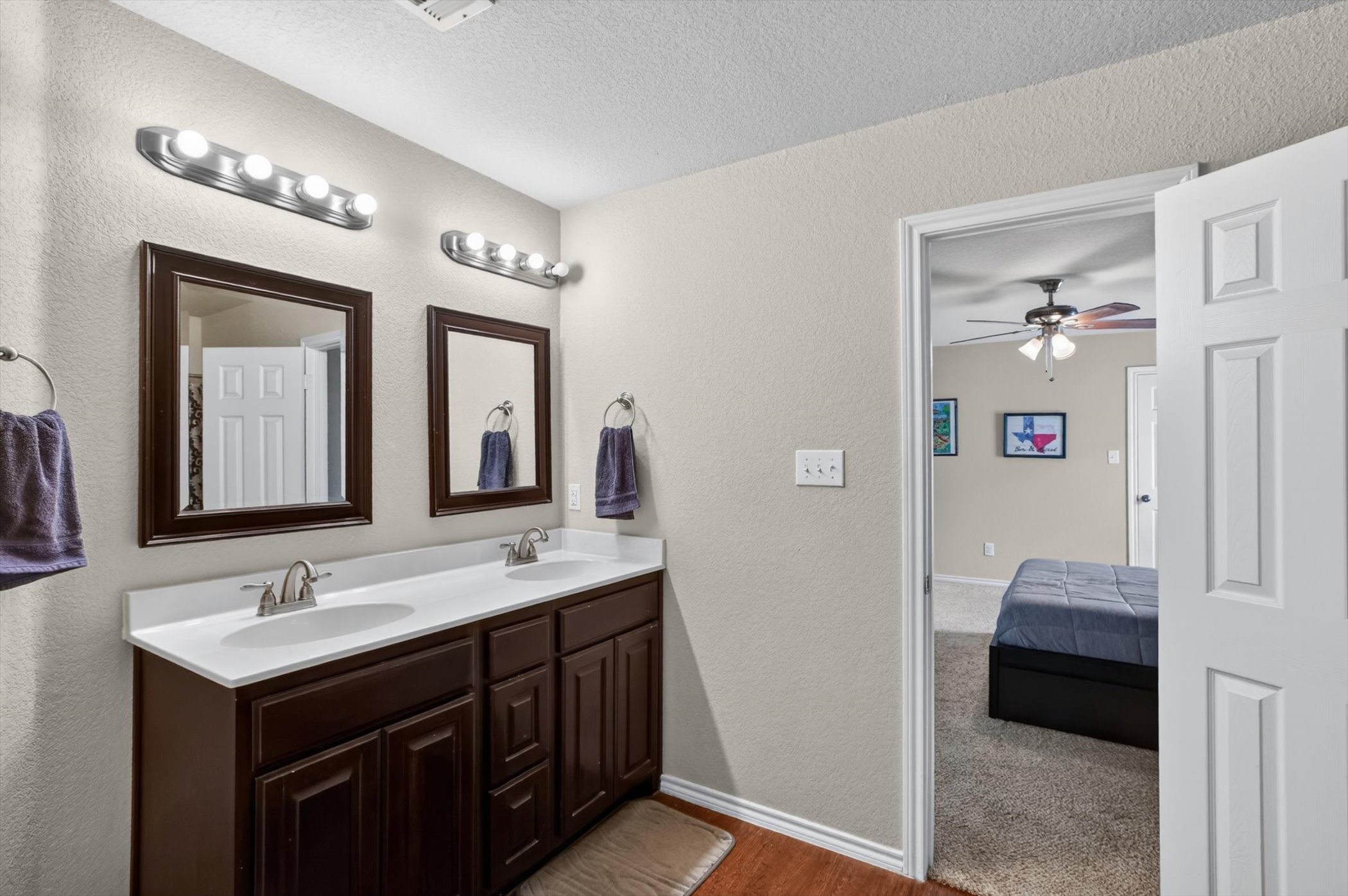 1609 Village Park Trail Burleson TX 76028
