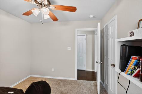 1609 Village Park Trail Burleson TX 76028