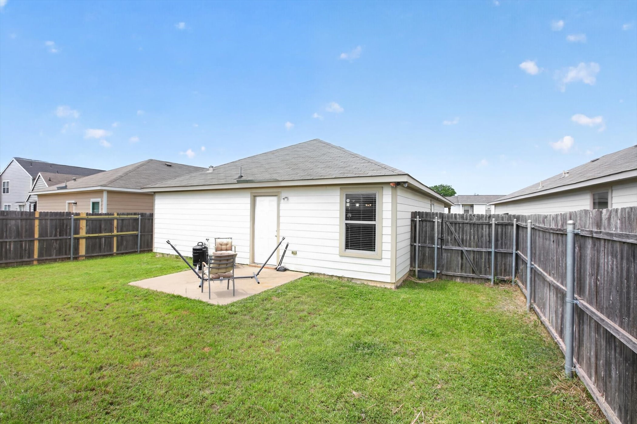 1609 Village Park Trail Burleson TX 76028