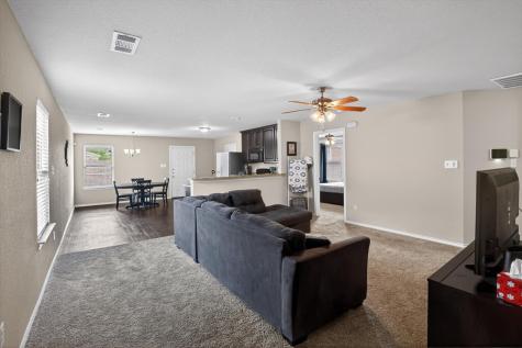 1609 Village Park Trail Burleson TX 76028