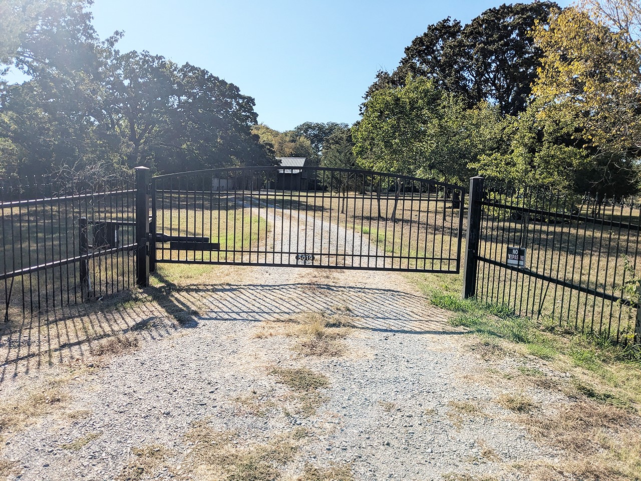 5019 N State Highway 78 Bonham TX 75418