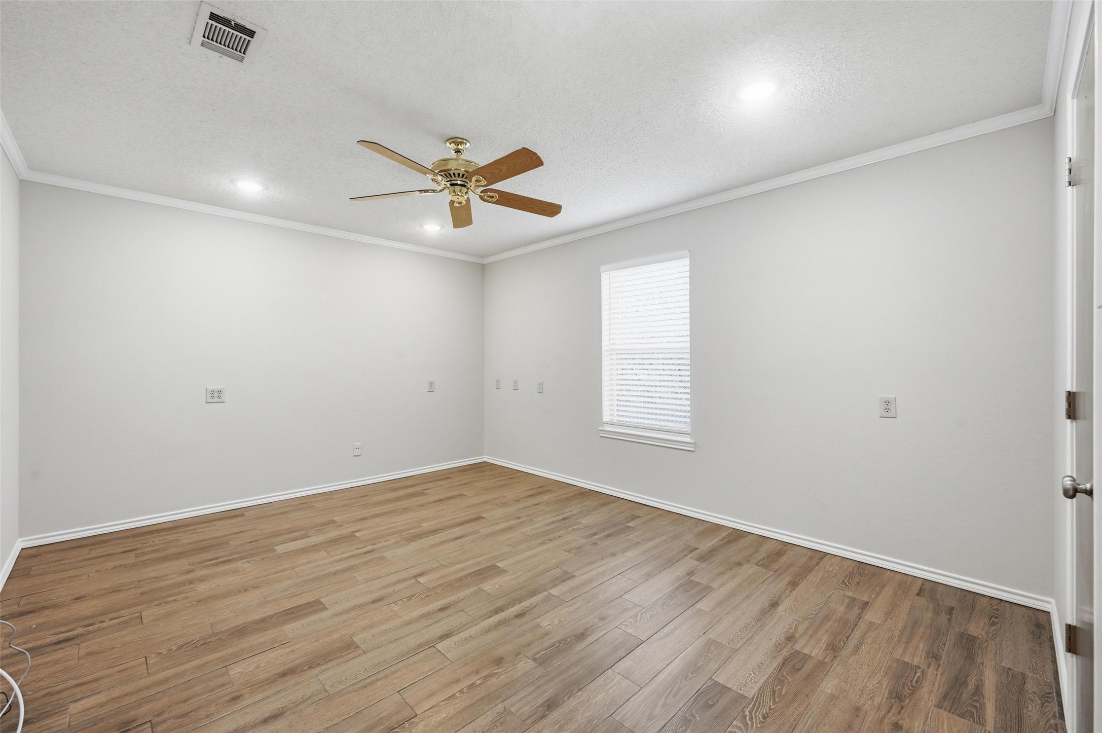 6208 Windsong Drive Arlington TX 76001