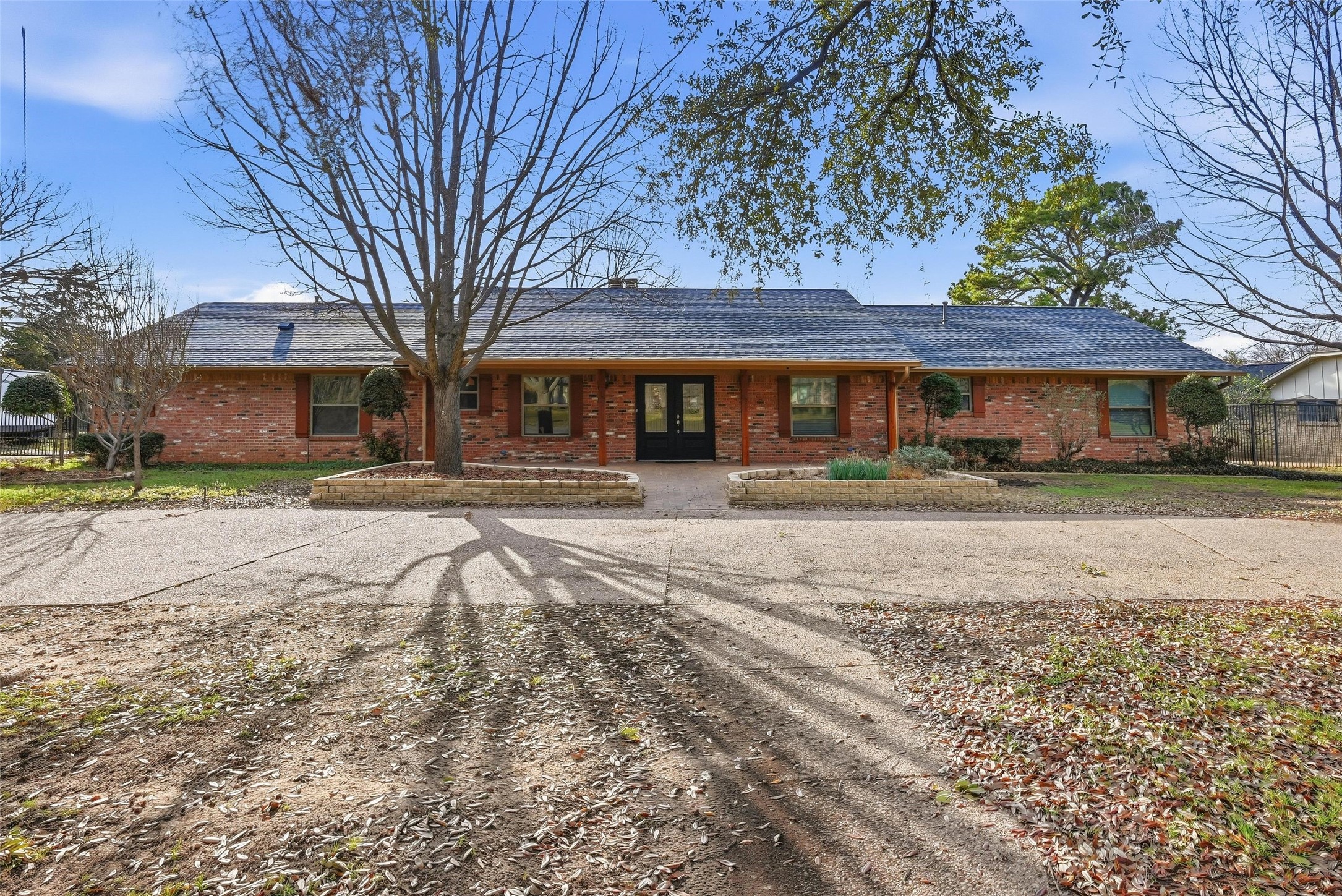 6208 Windsong Drive Arlington TX 76001