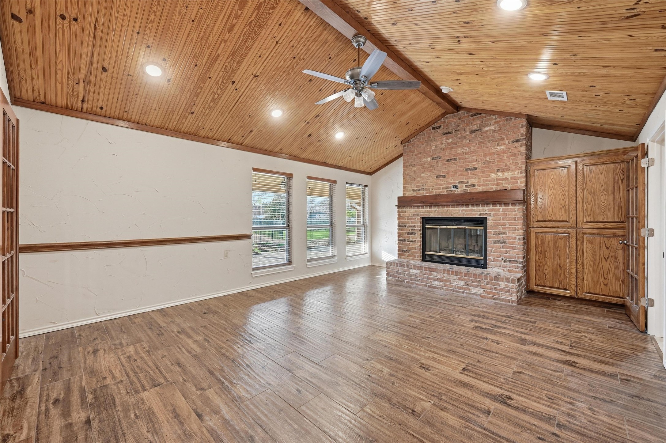 6208 Windsong Drive Arlington TX 76001