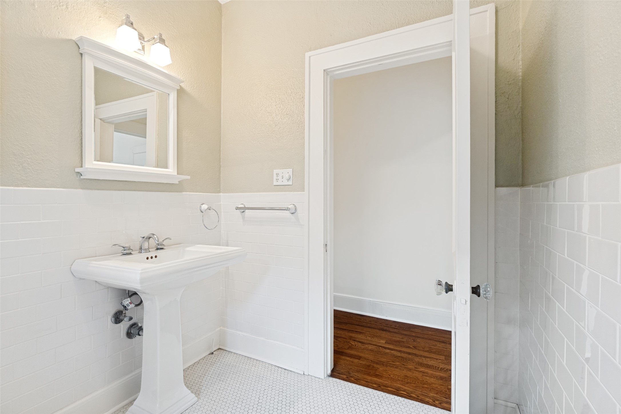 6139 La Vista Drive Dallas TX 75214