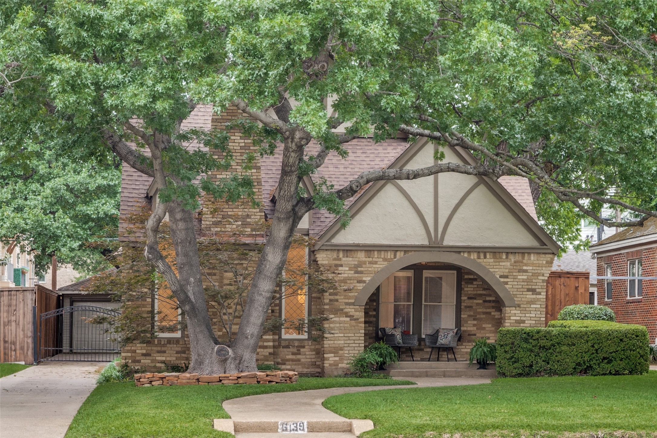 6139 La Vista Drive Dallas TX 75214