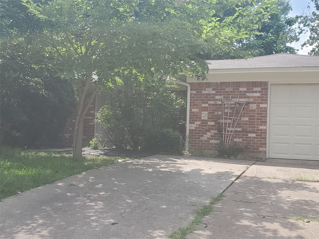 2733 Douglas Avenue Irving TX 75062