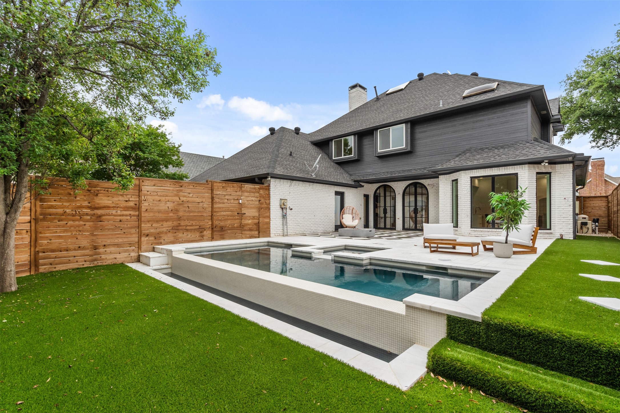 4736 Holly Tree Drive Dallas TX 75287