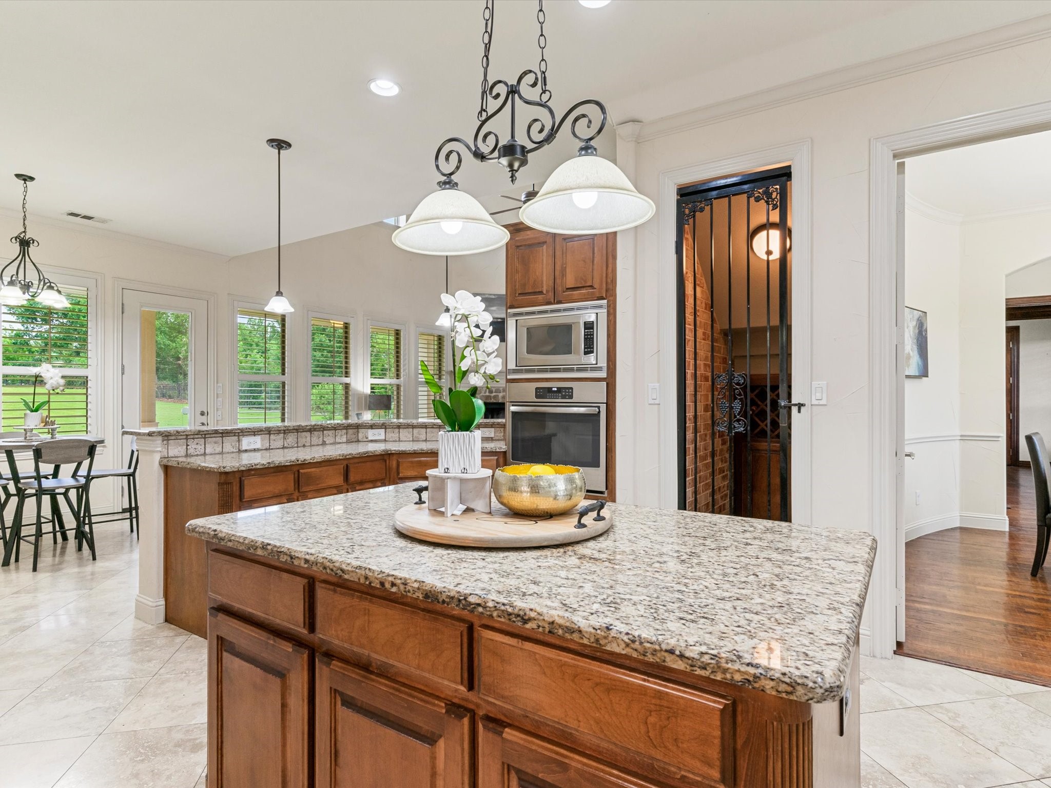 407 W Aurora Vista Trail Aurora TX 76078