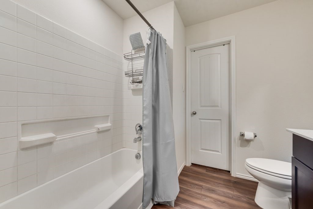 1806 Barrie Way Crandall TX 75114
