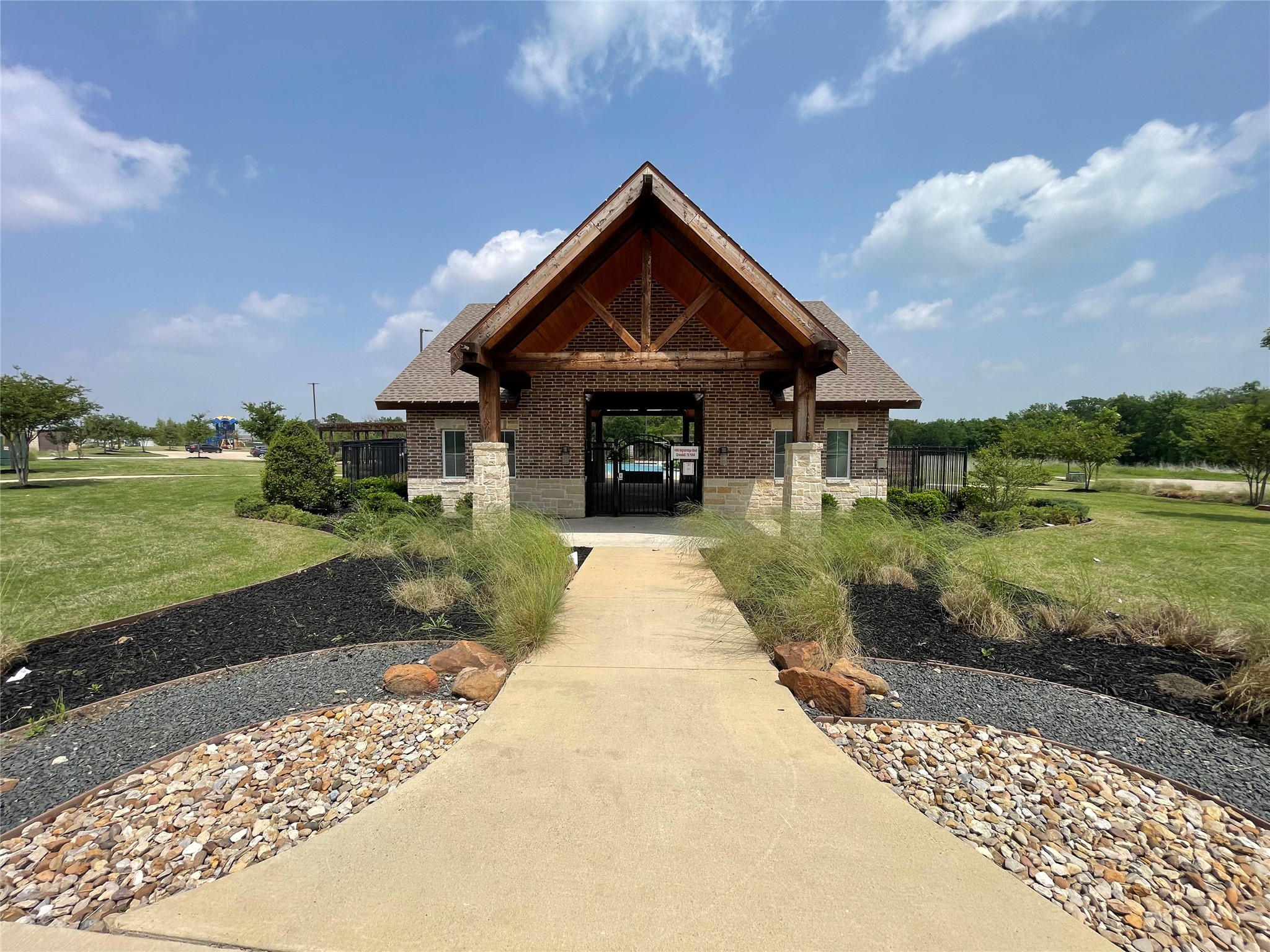 1806 Barrie Way Crandall TX 75114