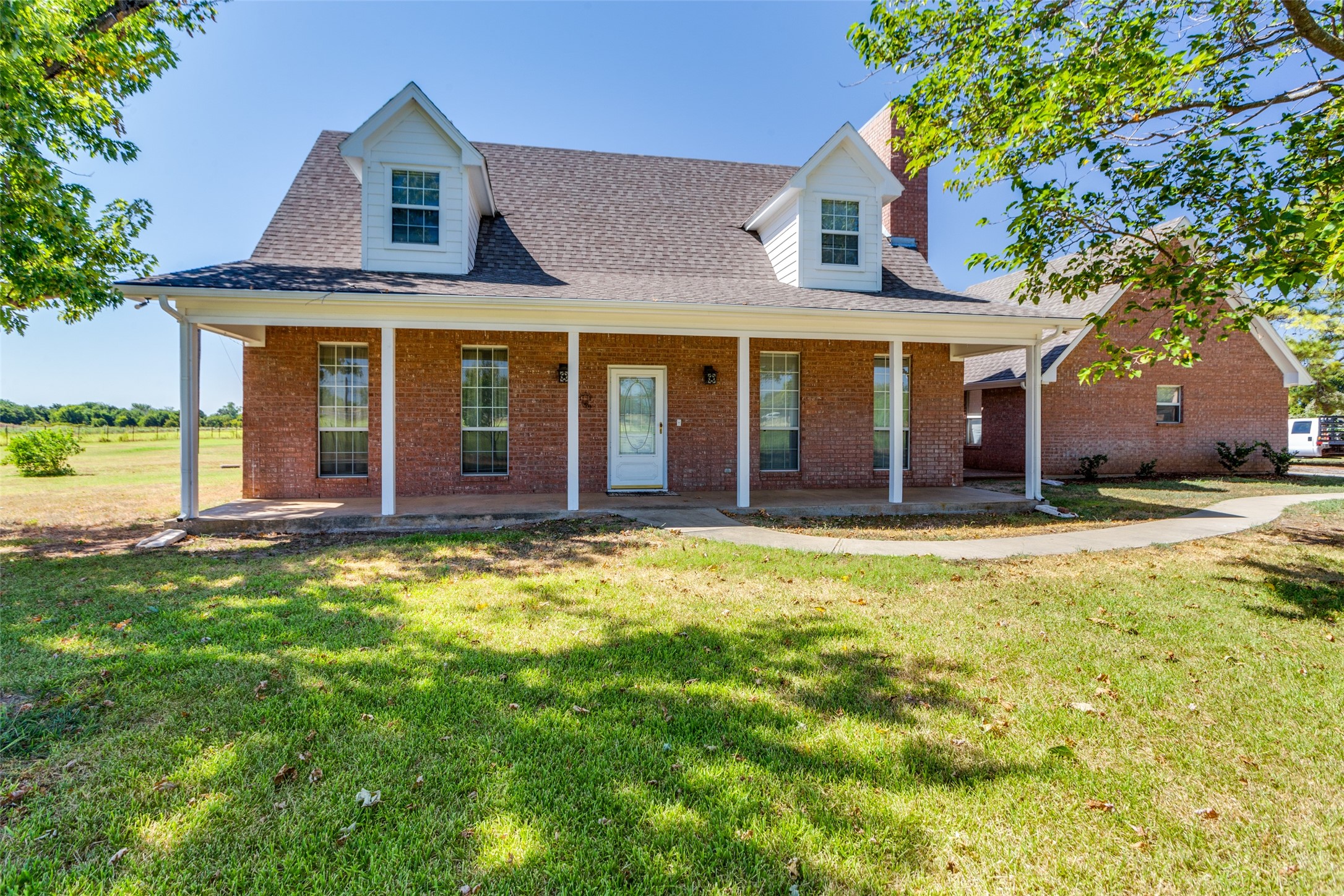 9879 W Highway 199 Poolville TX 76487