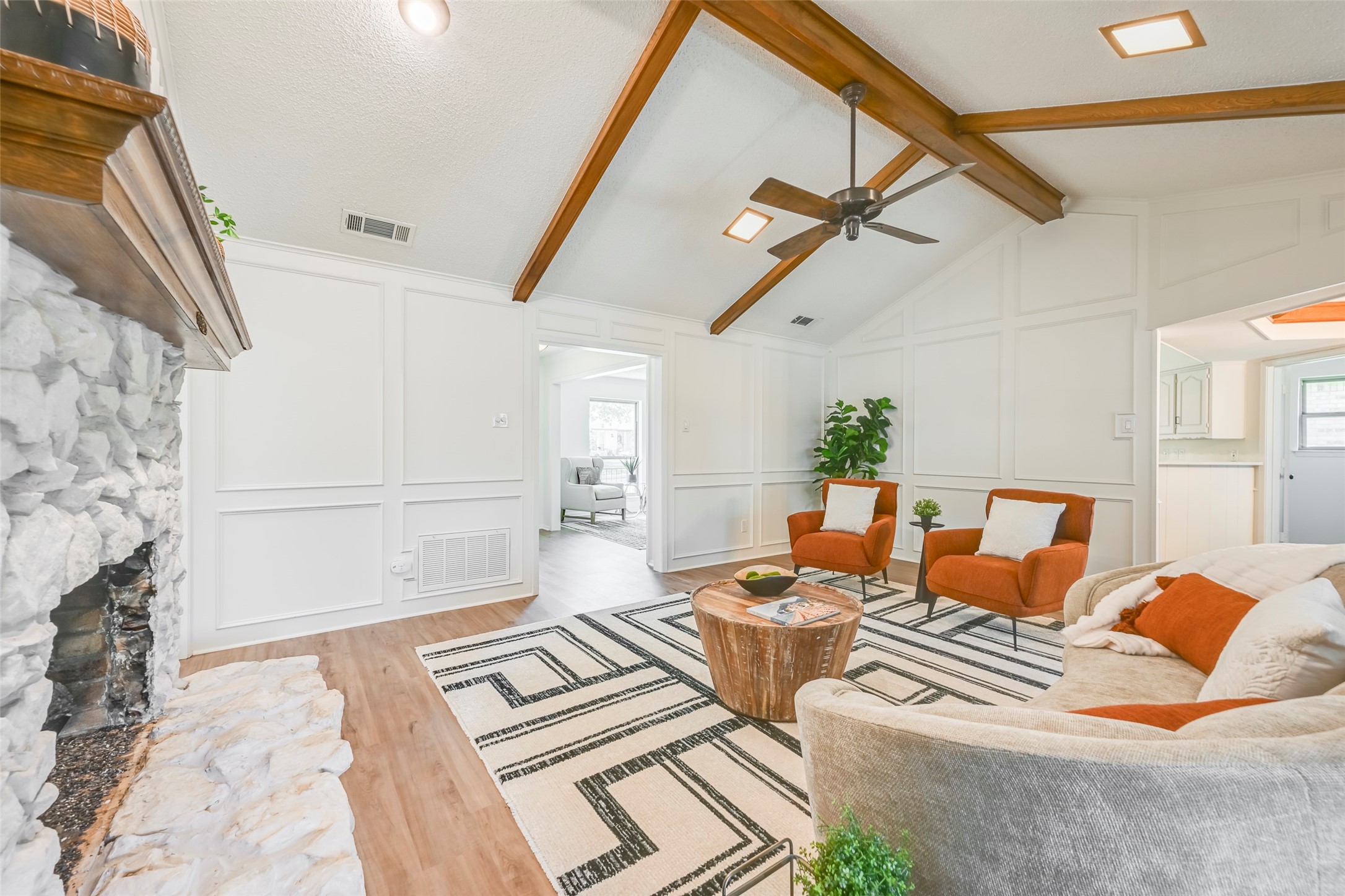 1913 Middle Glen Drive Carrollton TX 75007