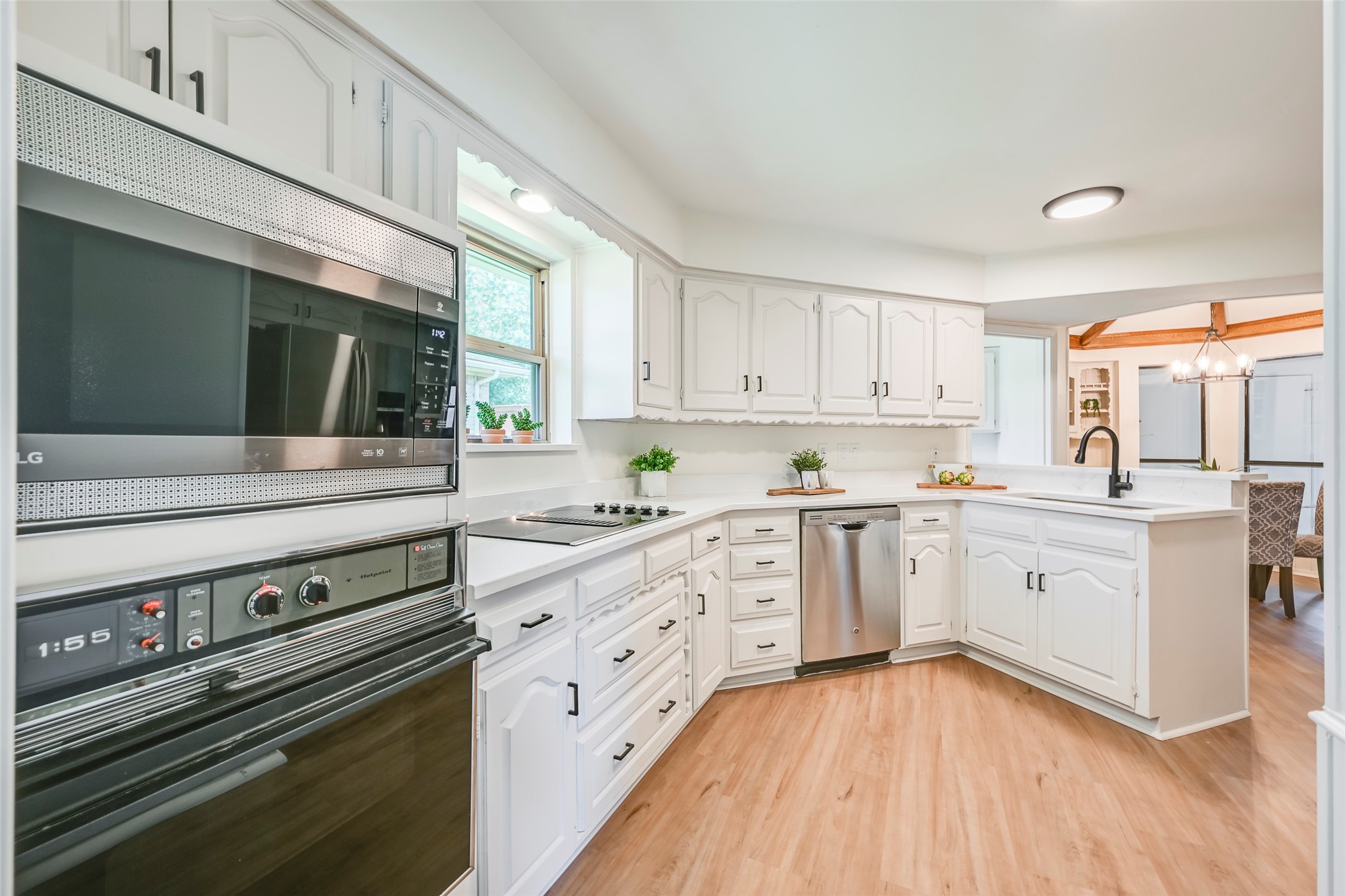1913 Middle Glen Drive Carrollton TX 75007