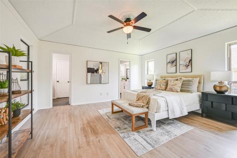 1913 Middle Glen Drive Carrollton TX 75007