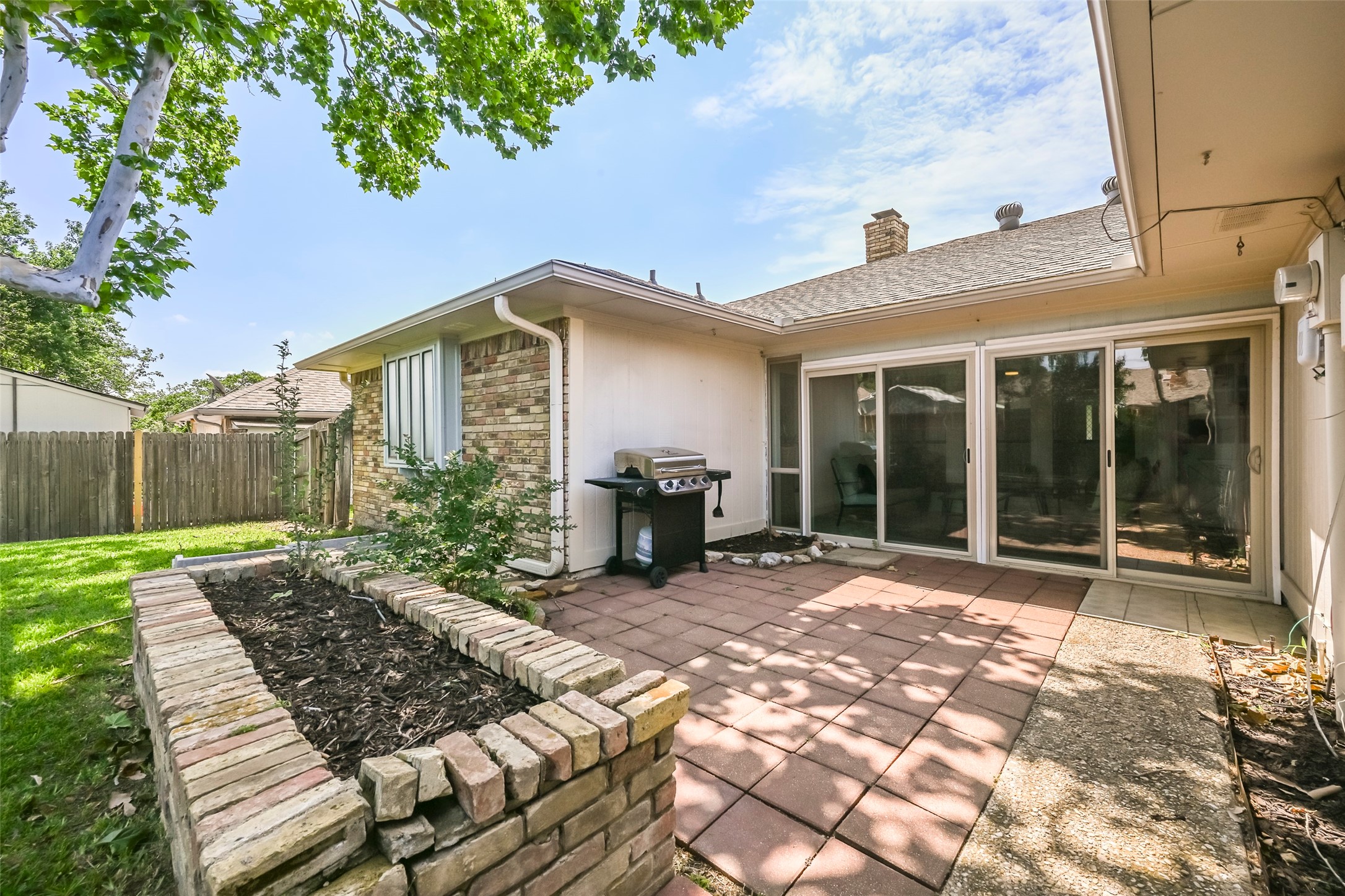 1913 Middle Glen Drive Carrollton TX 75007