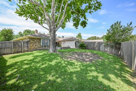 1913 Middle Glen Drive Carrollton TX 75007