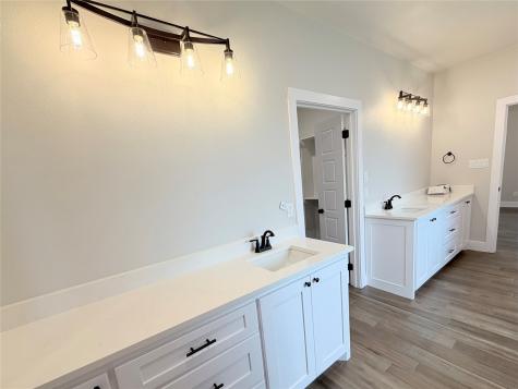 1013 Sabrina Court Weatherford TX 76085
