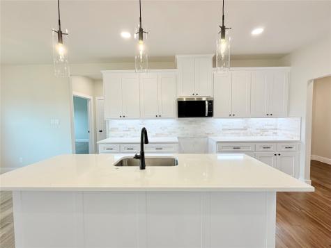 1013 Sabrina Court Weatherford TX 76085