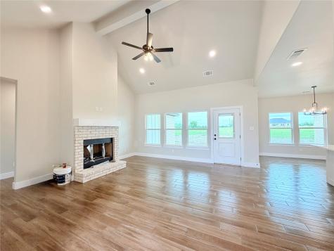 1013 Sabrina Court Weatherford TX 76085