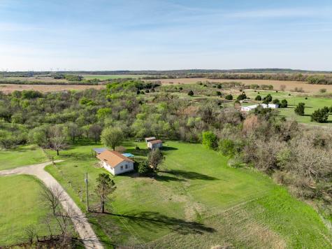 3692 Fm 66 Grandview TX 76050